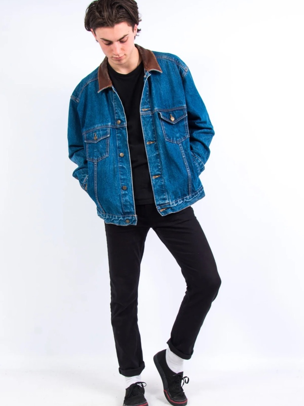 Vintage 1990’s Marlboro Country Store  Denim Jacket with Leather Collar. Size XL
